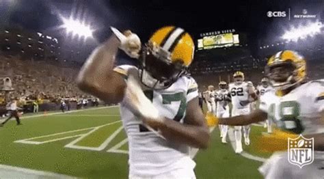 Davante adams gif - 0-0-1. Other 29 teams. 43-0. "There's no reason why we should be losing games like this, and it's frustrating," Davante Adams said Sunday after the Raiders lost for the third time this season ...